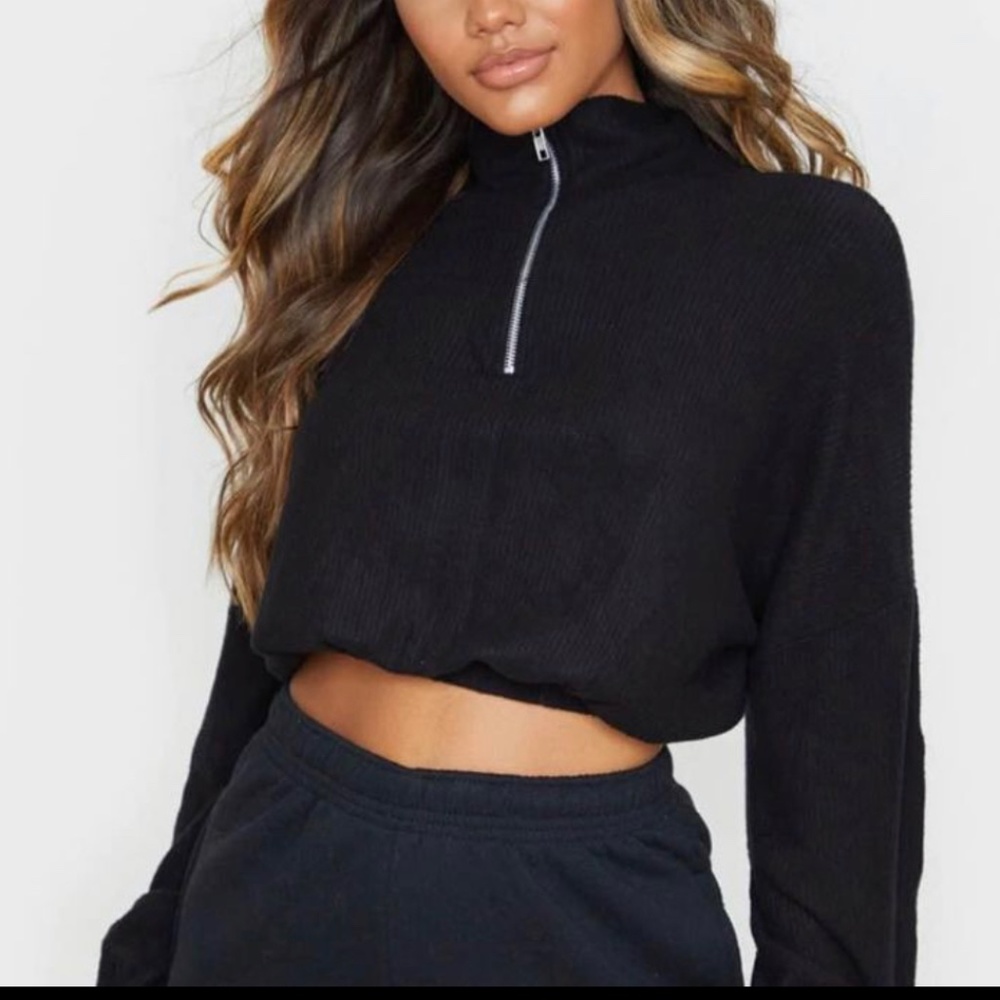 Pretty little thing cropped quarter zip
